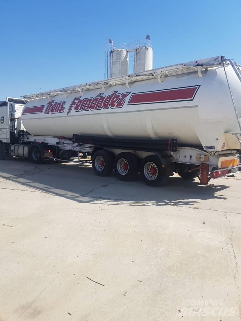 Fruehauf BENALU TC34 Tanker semi-trailers