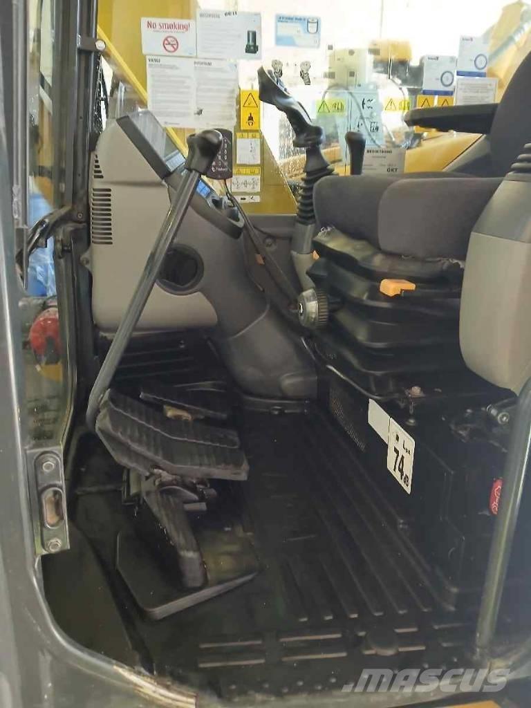 Komatsu PC78US-10 Mini excavators  7t - 12t