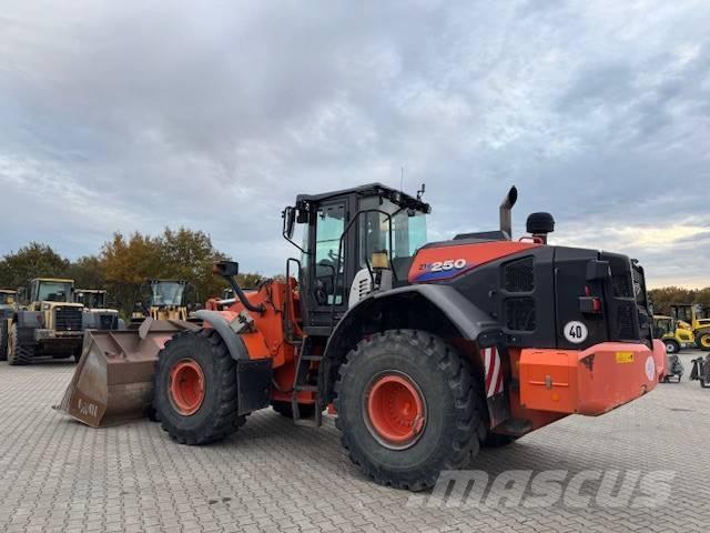 Hitachi ZW 250-6 Wheel loaders