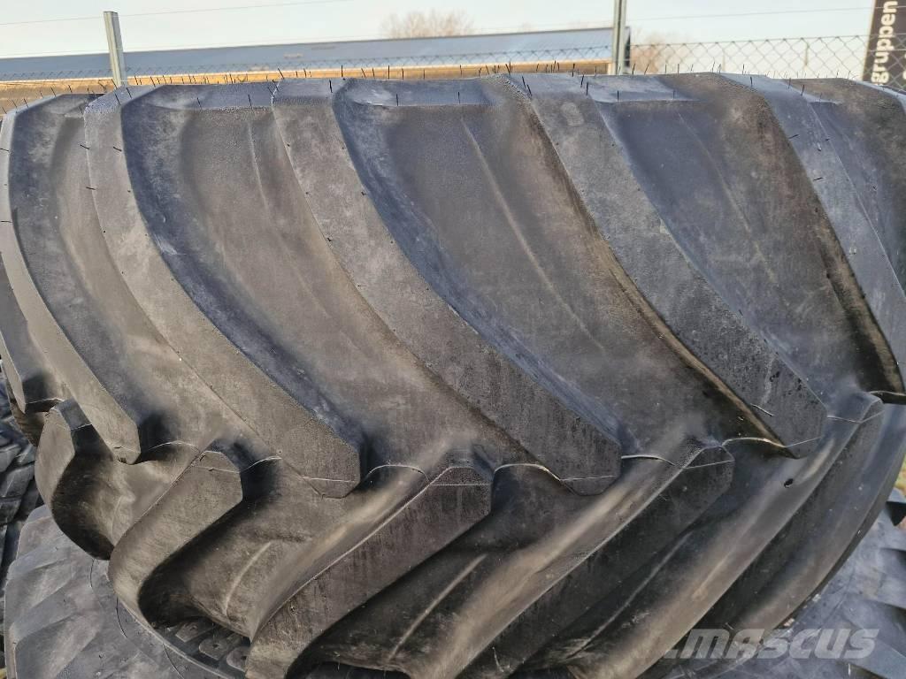 Alliance 800/65-R32 Tyres, wheels and rims