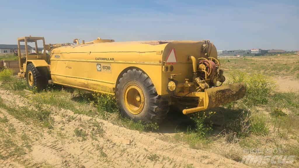 CAT 613 B Water bowser