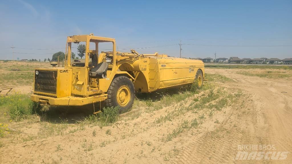 CAT 613 B Water bowser