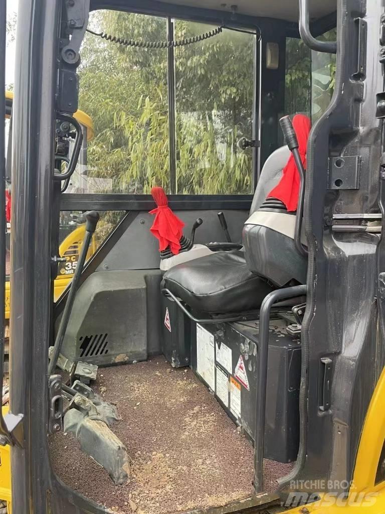 Komatsu PC30 Mini excavators < 7t (Mini diggers)