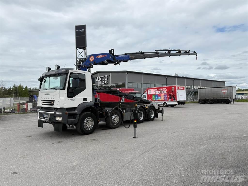Iveco 410T45 8x4 Truck mounted cranes