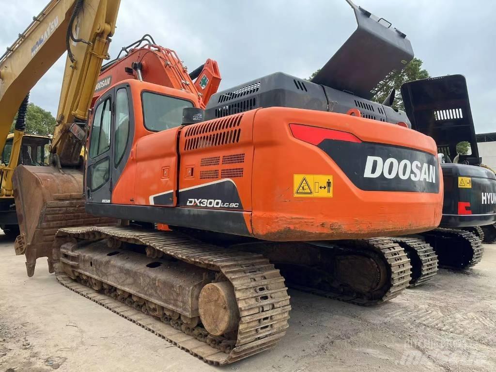 Doosan DX300LC-9C Crawler excavators