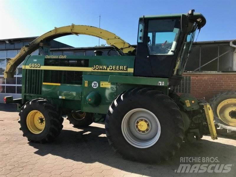 John Deere 6650 Forage harvesters