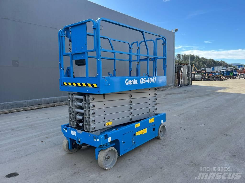Genie GS 4047 Scissor lifts