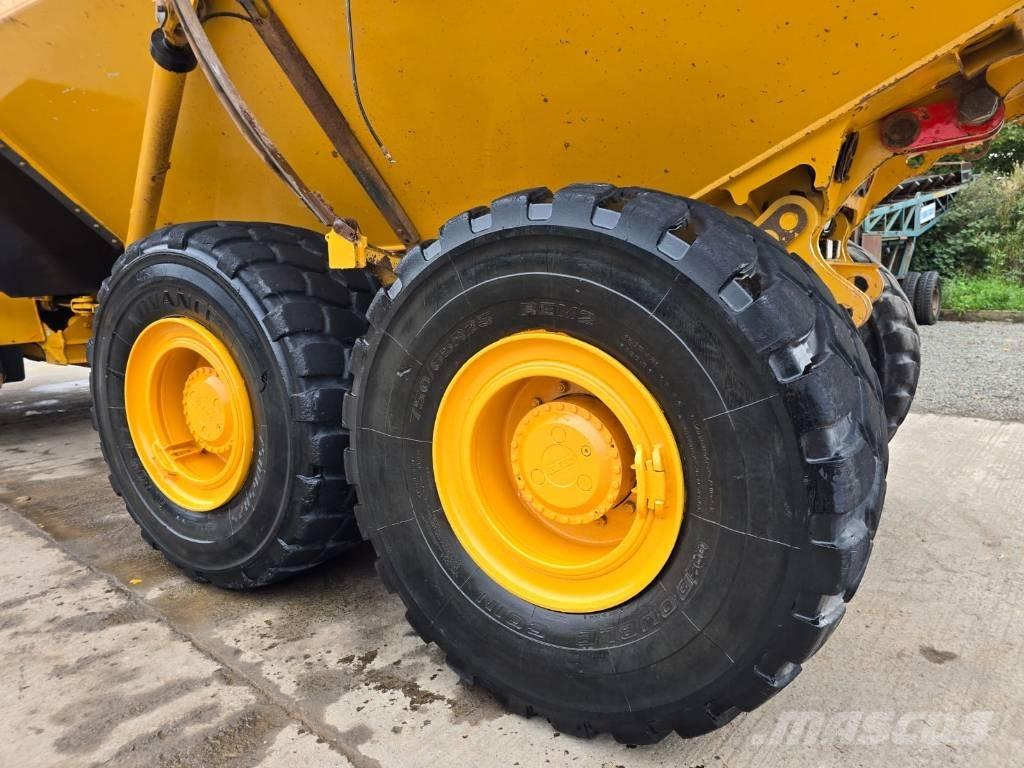 Bell B 30 E Articulated Haulers