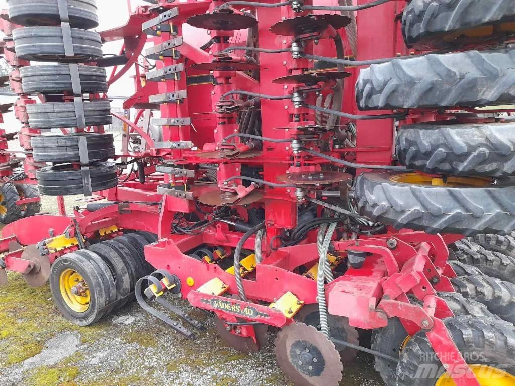 Väderstad RapidA600S Drills