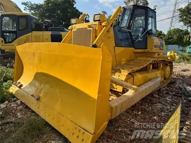 Komatsu D 85 Crawler dozers