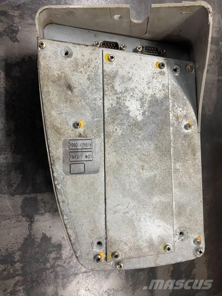 Liebherr A934C Other components