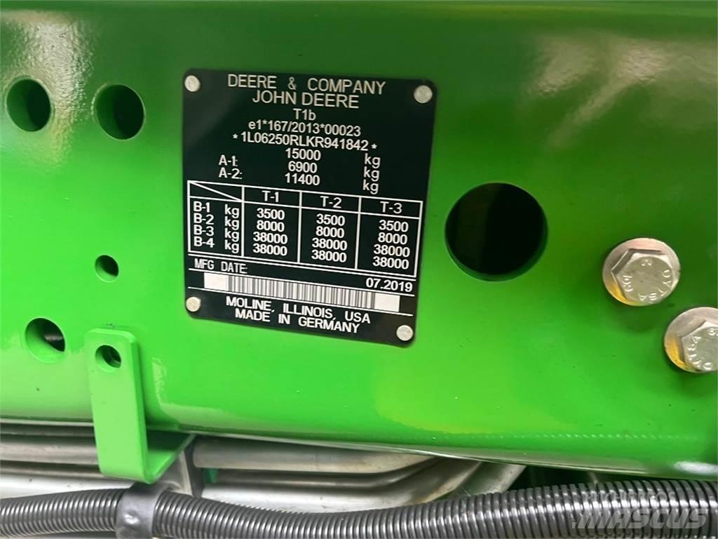 John Deere 6250R Tractors
