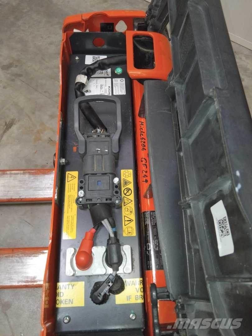 Linde T16 ION Pedestrian stacker
