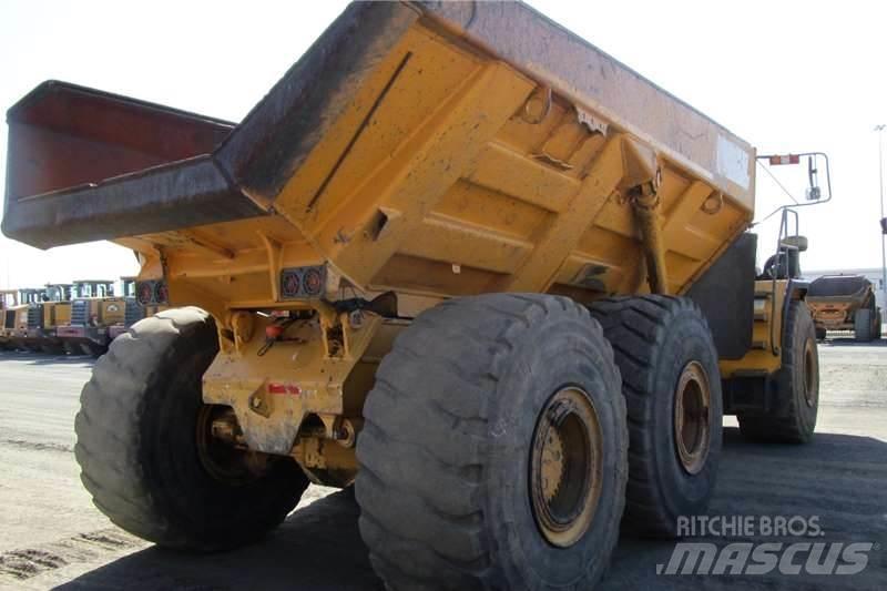 Bell B40D Articulated Haulers