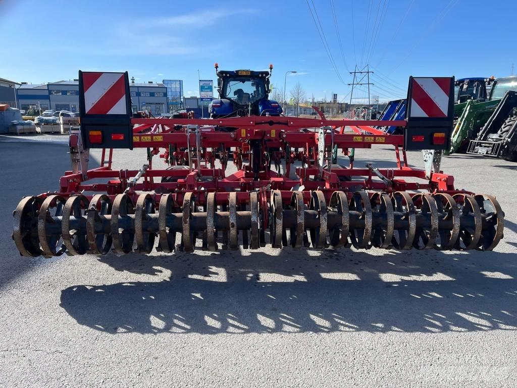 Kverneland CTC427 Cultivators