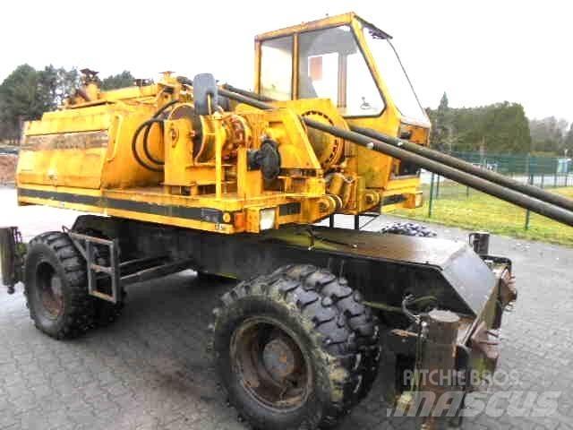 Sennebogen S 612 M Dragline excavators