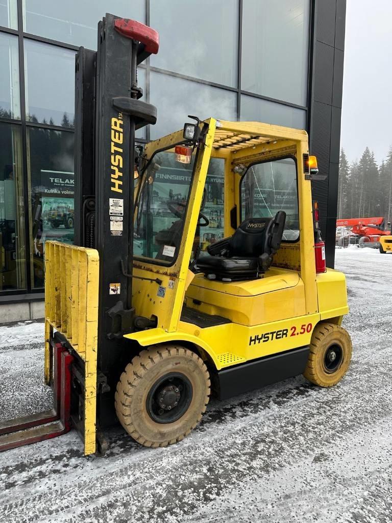 Hyster H2.50XM LPG trucks