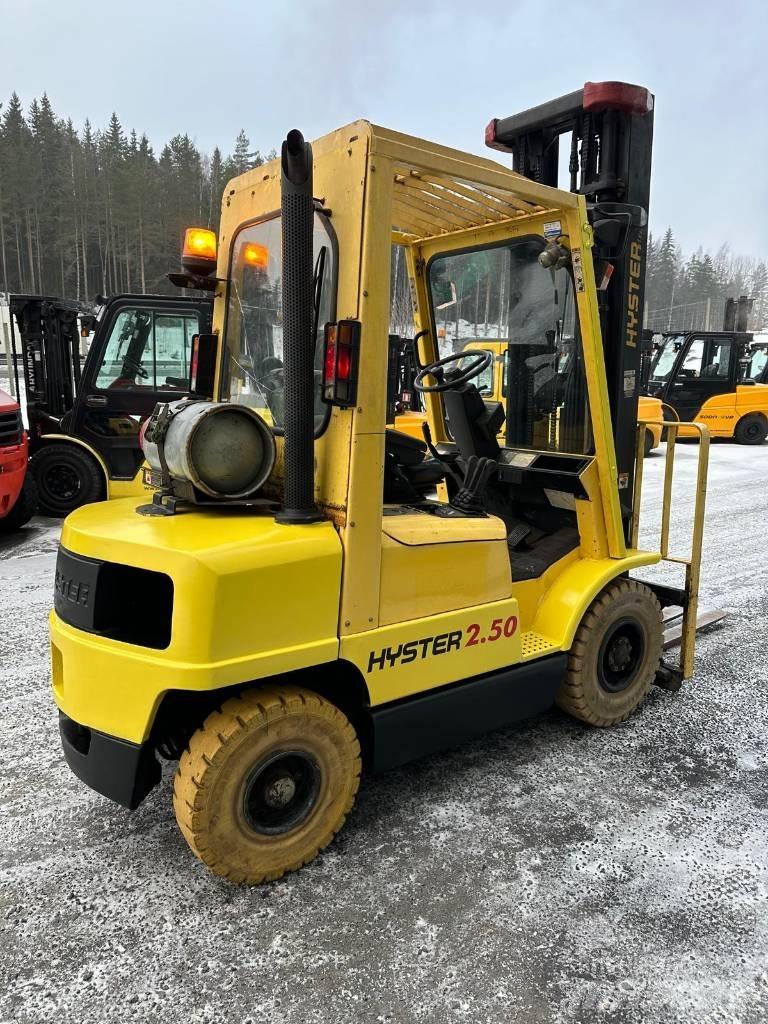 Hyster H2.50XM LPG trucks