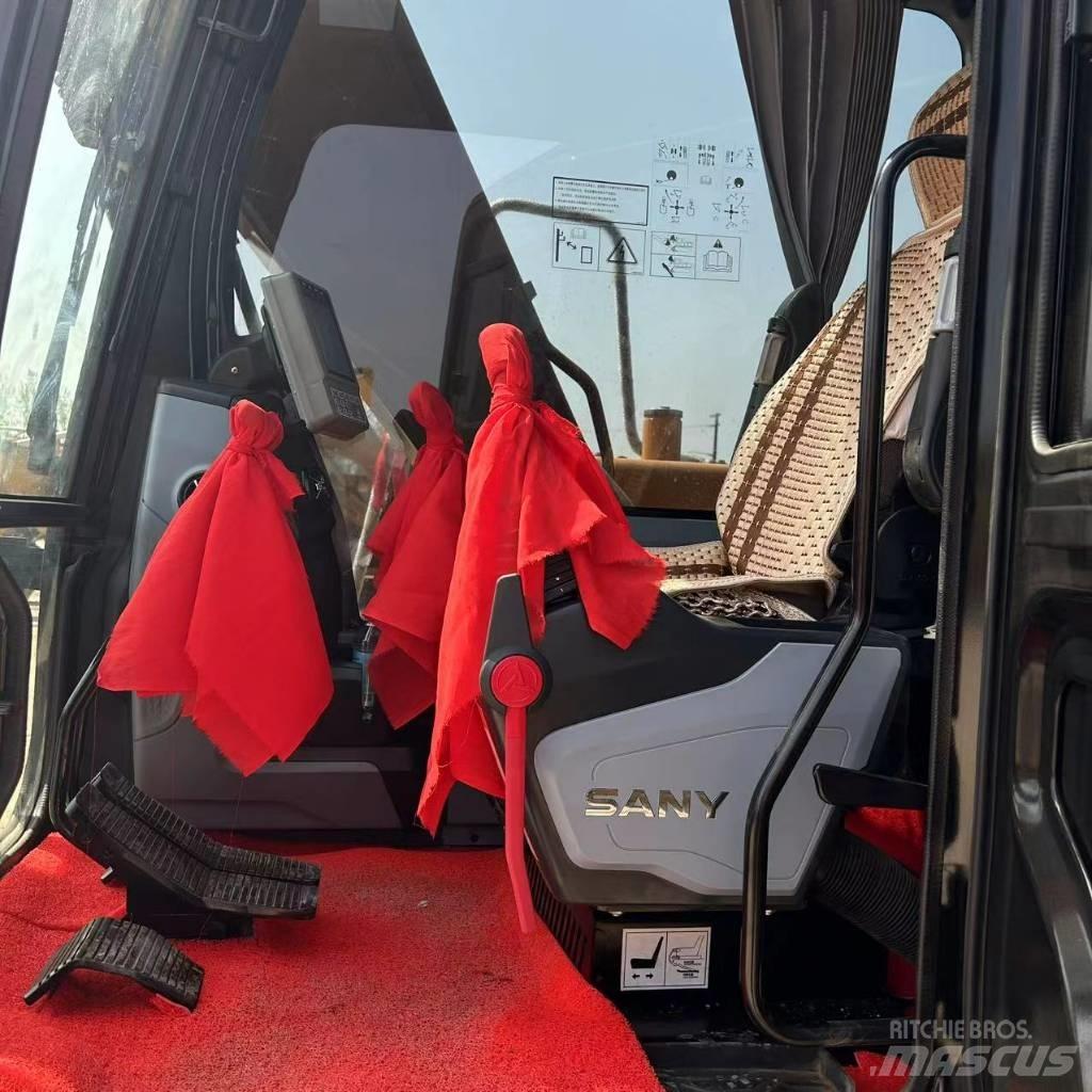 Sany 135C Crawler excavators