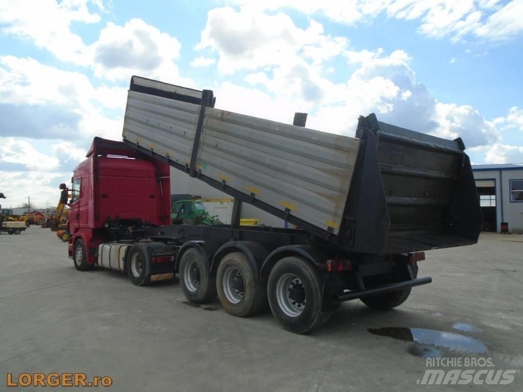  Schwarzmuller R420 Box Trailers