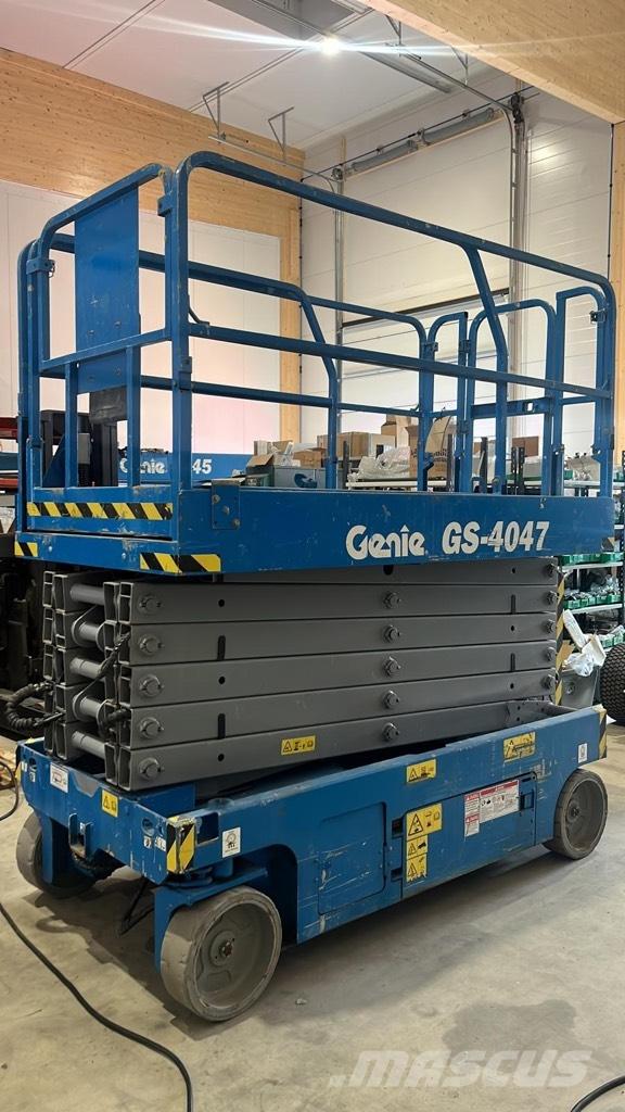 Genie GS 4047 Scissor lifts
