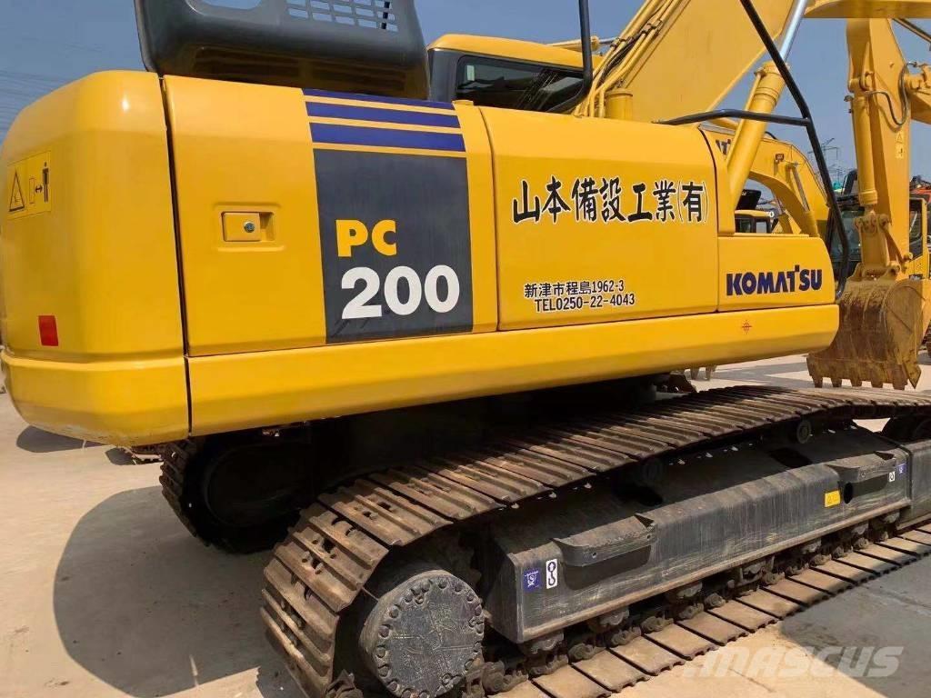 Komatsu PC 200-7 Crawler excavators
