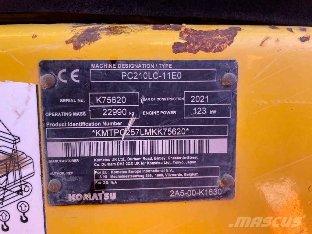 Komatsu PC 210 LC-11 Crawler excavators