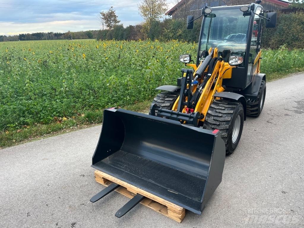 Schäffer 2445S Skid steer loaders