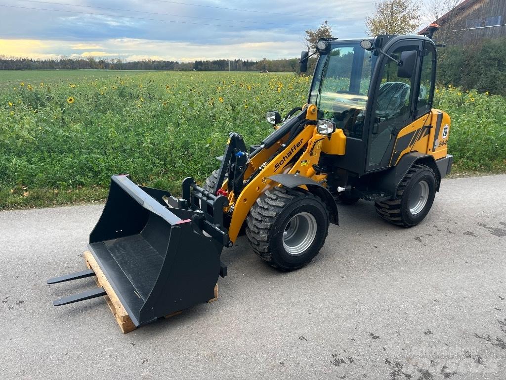 Schäffer 2445S Skid steer loaders