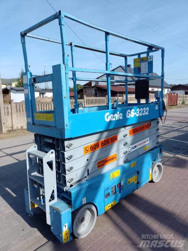 Genie GS-3232 Scissor lifts