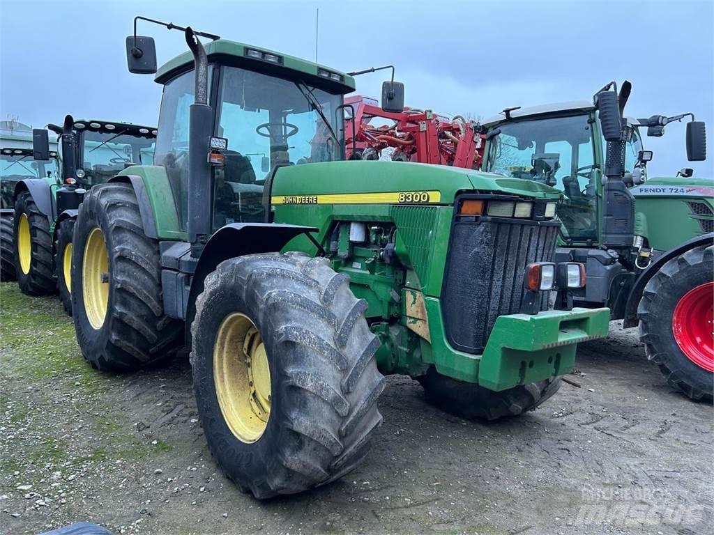 John Deere 8100 Tractors