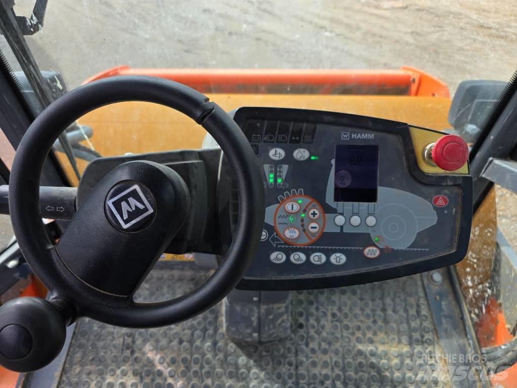 Hamm H13i VIO Single drum rollers