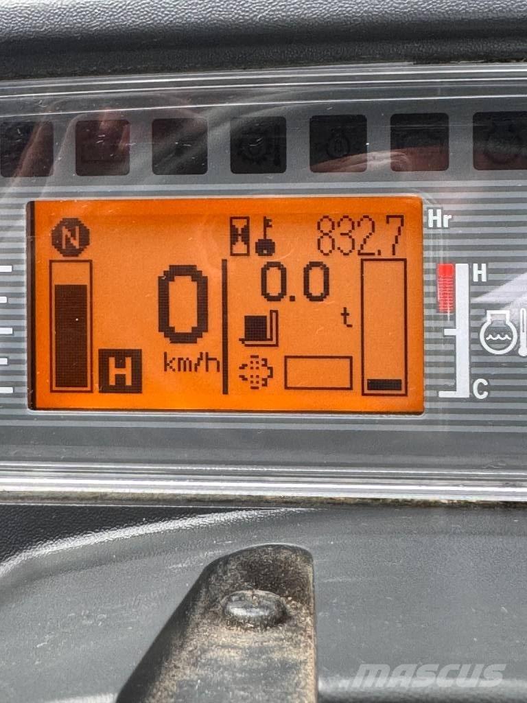 Mitsubishi FD 25 N3 Diesel trucks