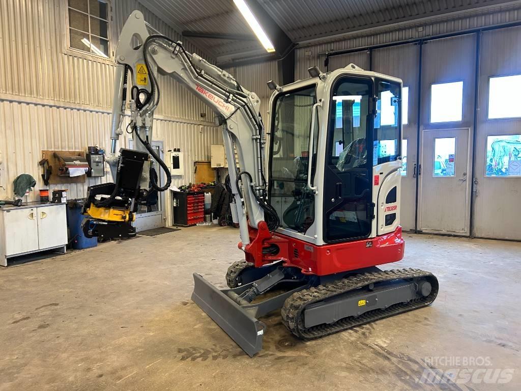 Takeuchi TB325 Mini excavators < 7t (Mini diggers)