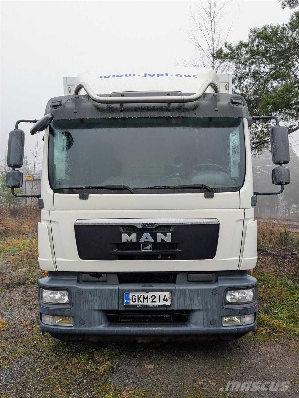 MAN TGM 15.250 Box trucks