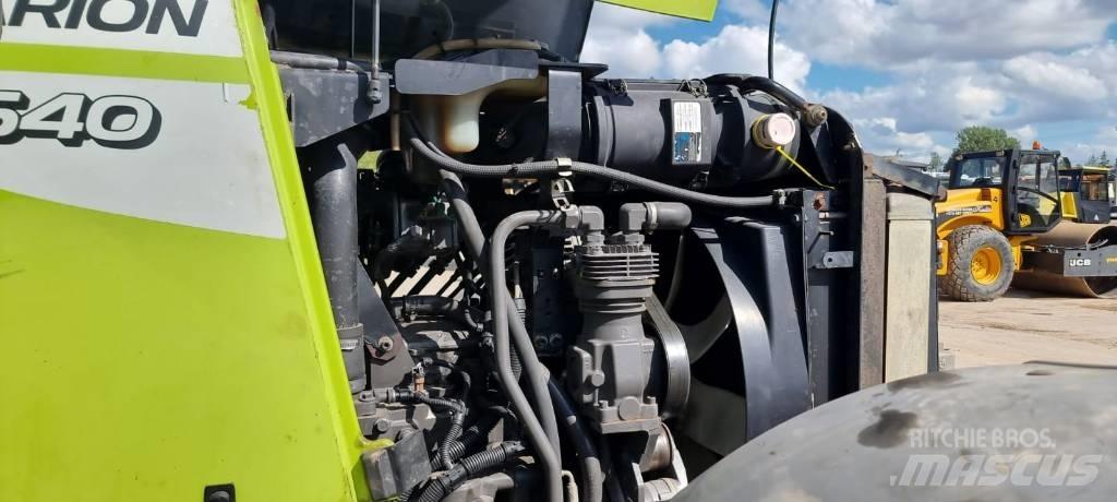 CLAAS Arion 640 Tractors