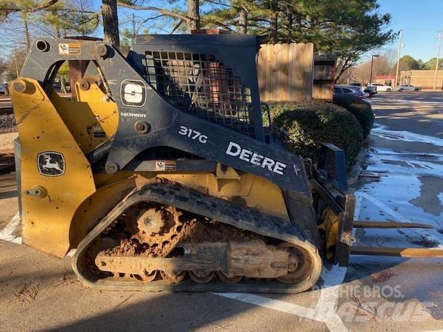 John Deere 317G Skid steer loaders