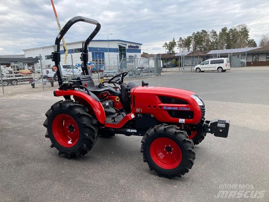Branson 2500h Tractors