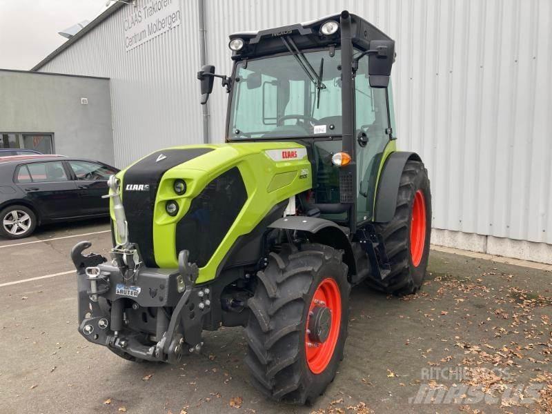 CLAAS NEXOS 260 L Tractors
