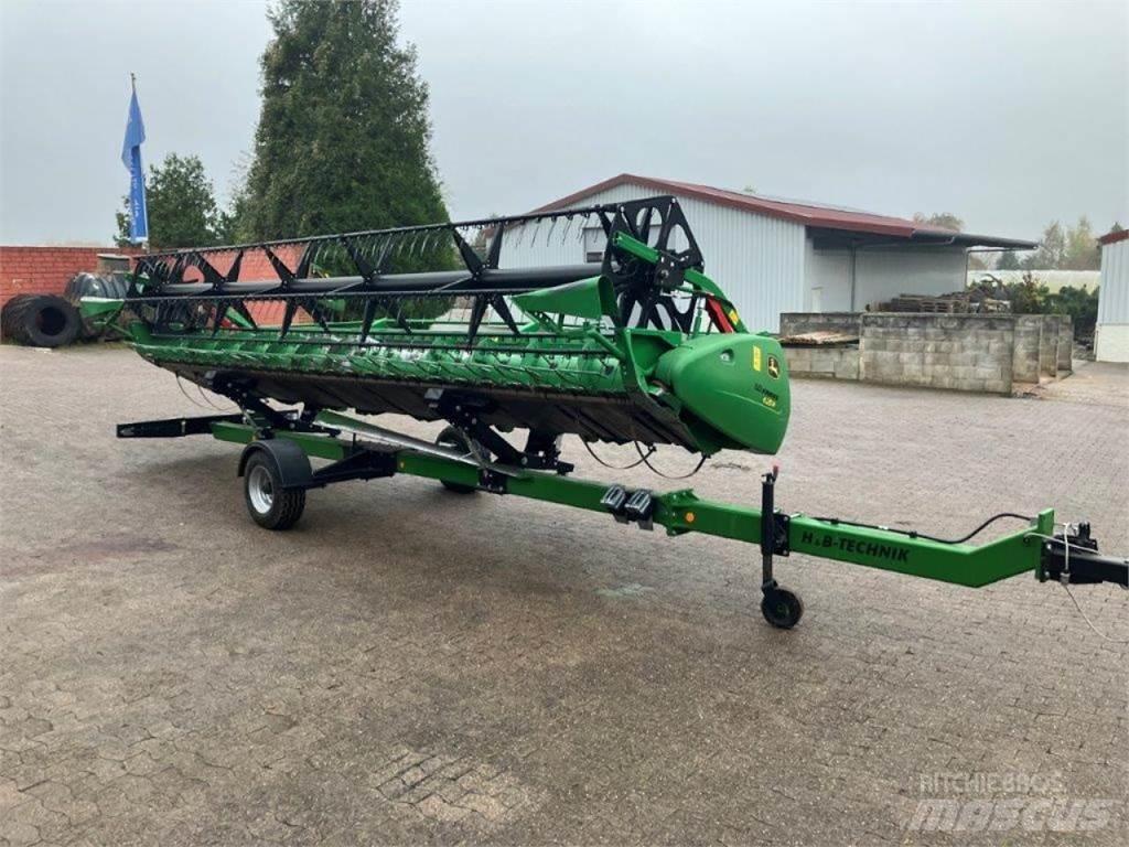 John Deere T560 Combine harvesters