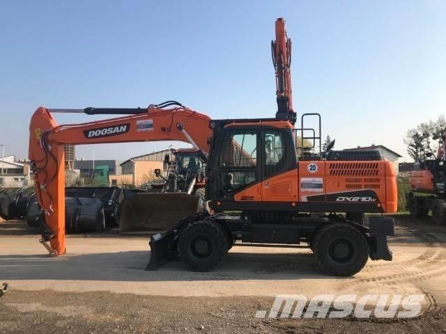 Doosan DX 210 W Wheeled excavators