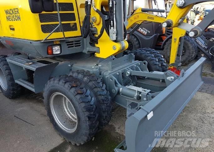 Neuson EW100 Mini excavators < 7t (Mini diggers)