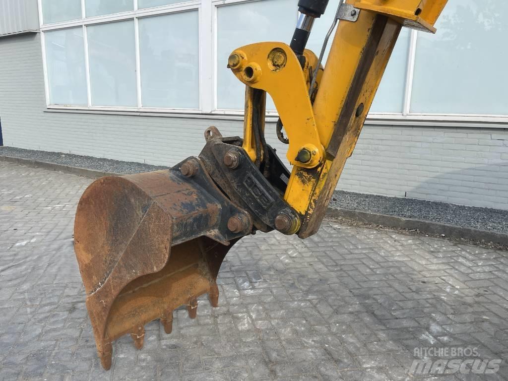 JCB 3 CX    2017    CE Backhoe
