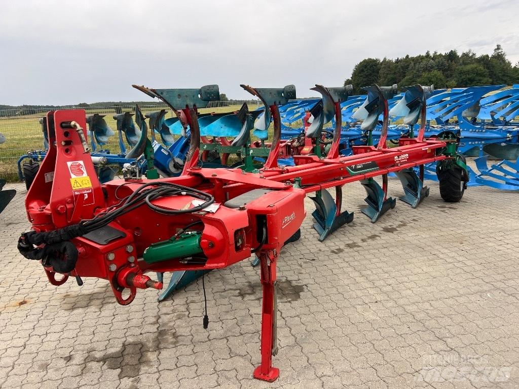 Kverneland 2500S Reversible ploughs