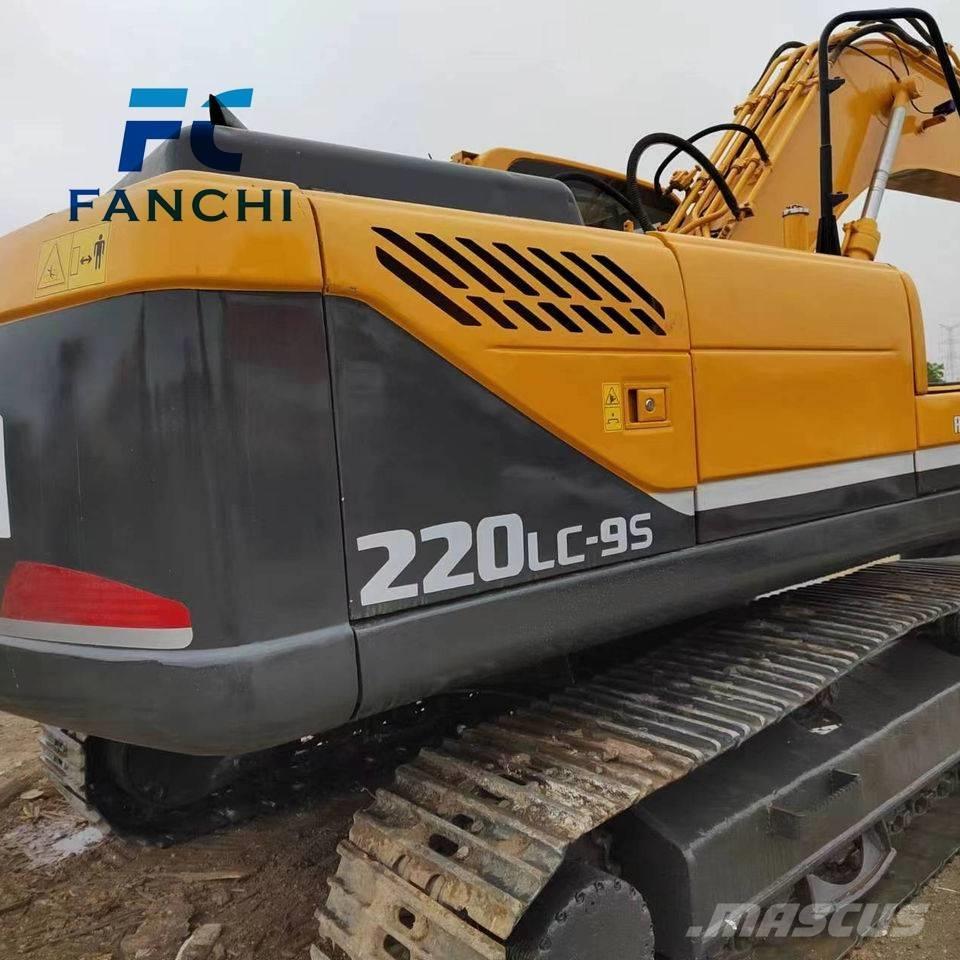 Hyundai 220LC-9S Crawler excavators