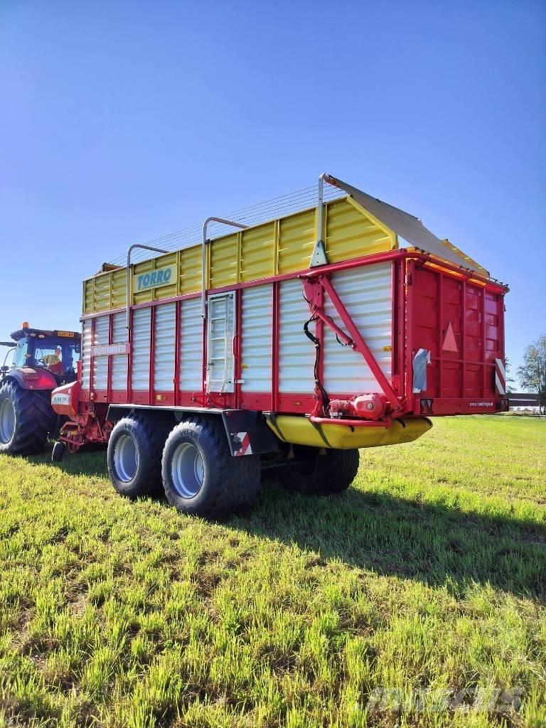 Pöttinger Torro 5700 Self-loading trailers