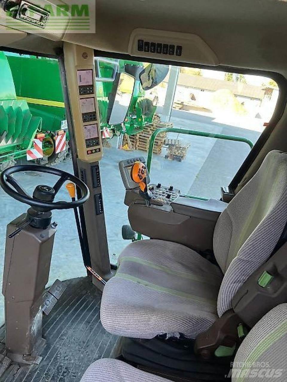John Deere t560hm Combine harvesters