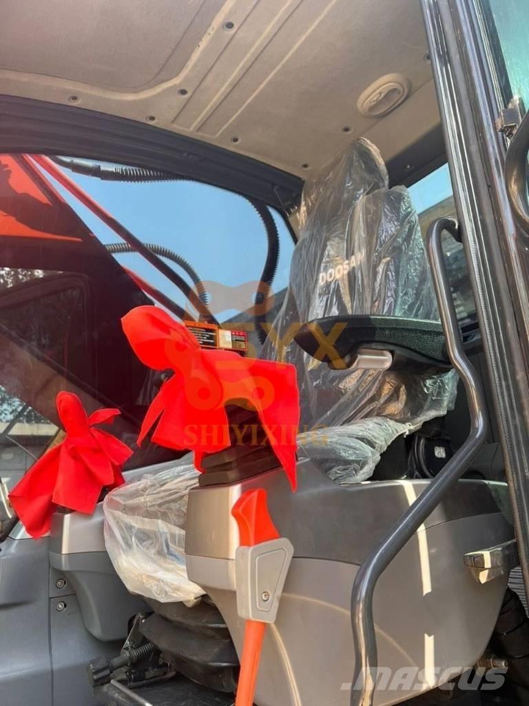 Doosan DX 300LC-9C Crawler excavators