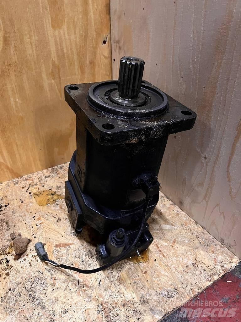 John Deere F072672 Hydraulics