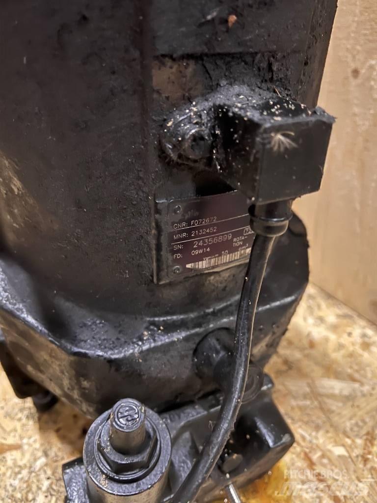 John Deere F072672 Hydraulics